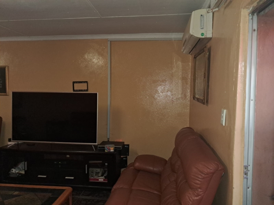 4 Bedroom Property for Sale in Klipkop AH North West